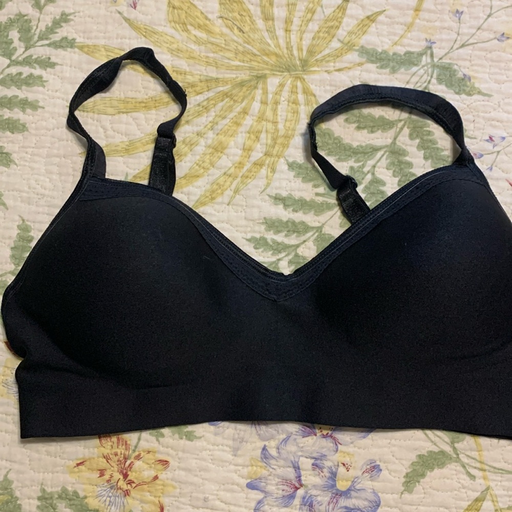 Hanes Wireless Bra